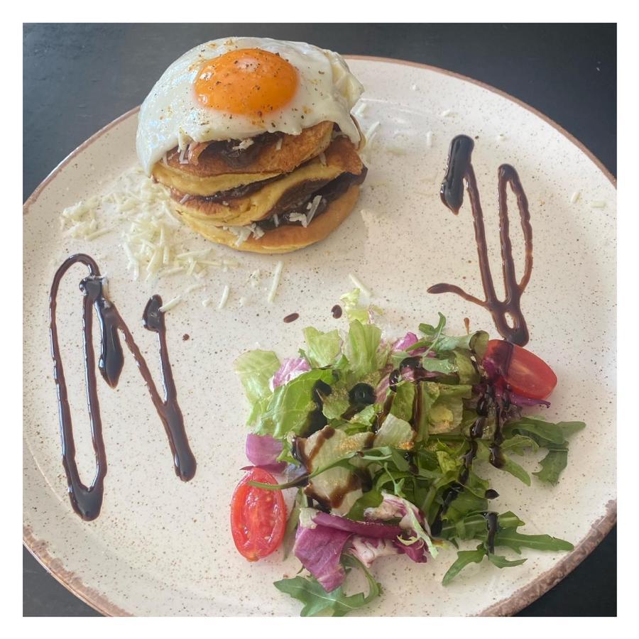 La Boheme Hotel 기티오 외부 사진