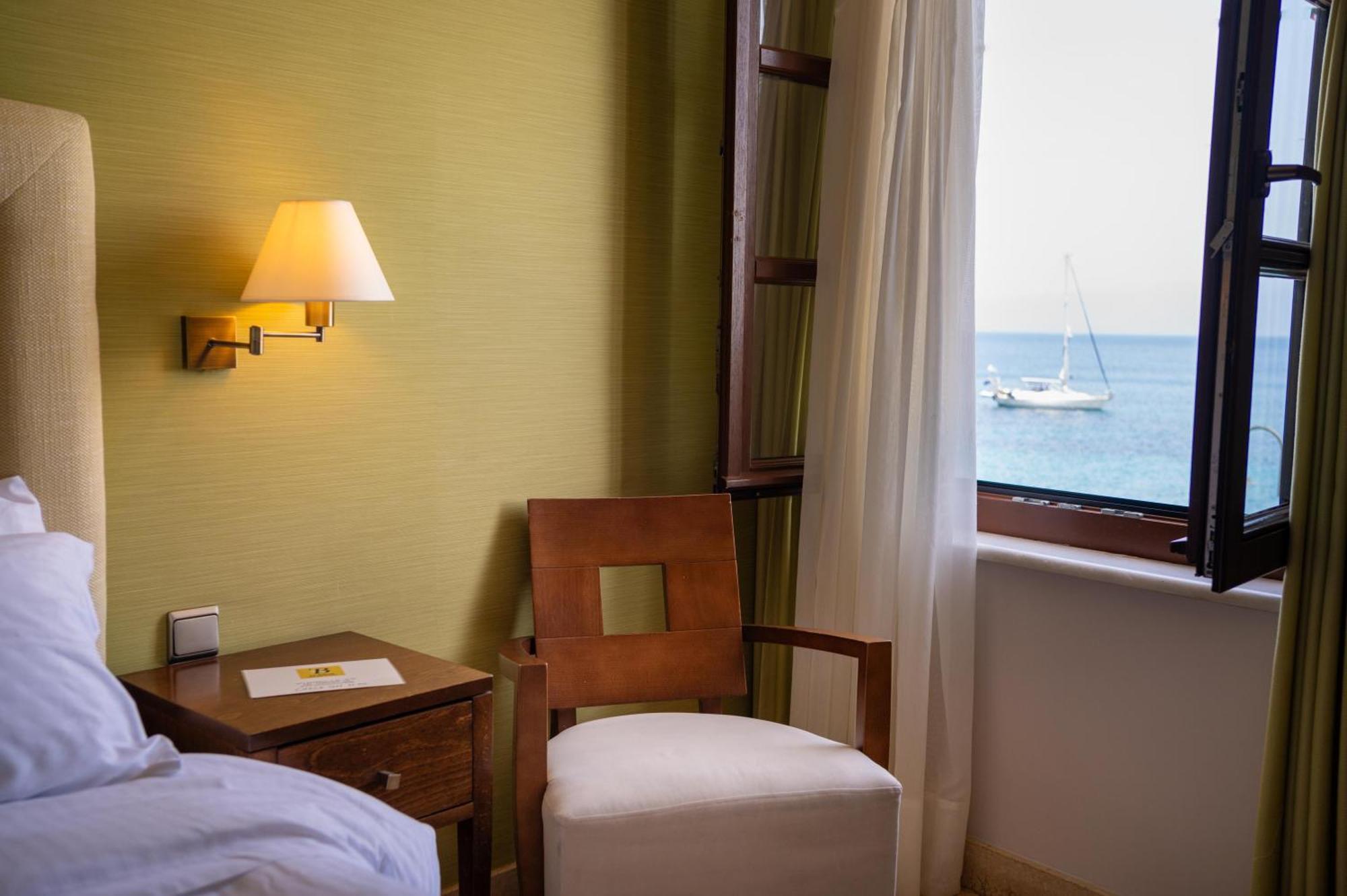 La Boheme Hotel 기티오 외부 사진