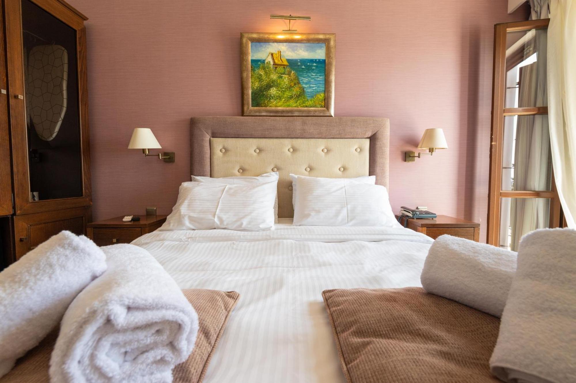 La Boheme Hotel 기티오 외부 사진